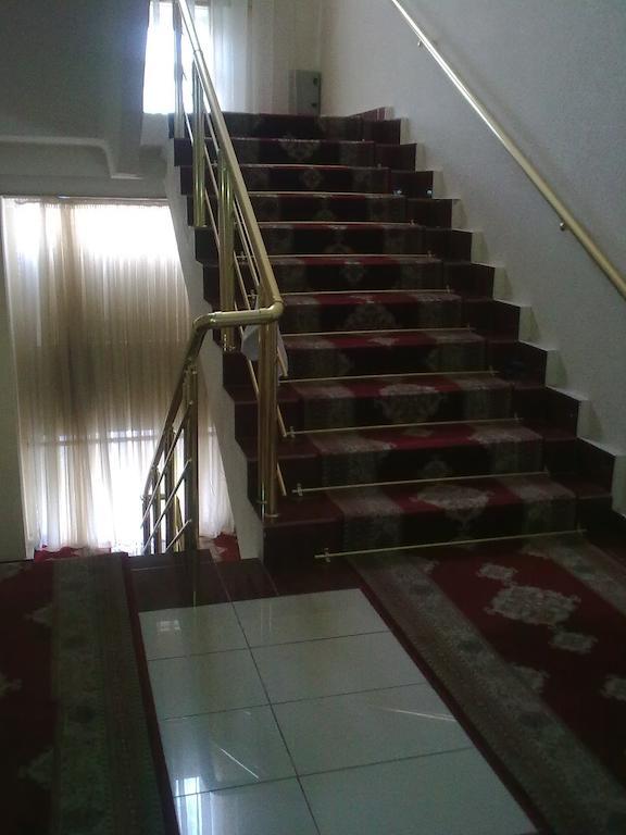 Hostel Raddus-Jss Ташкент Екстер'єр фото